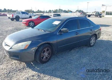 2007 Honda Accord 2.4 Se z USA, uszkodzony, nr VIN 1HGCM563X7A029205